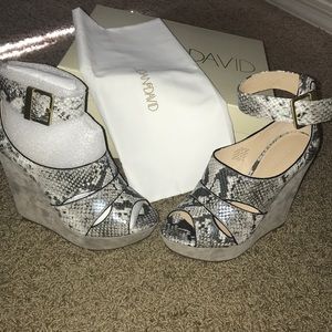 Snake print heel/wedge